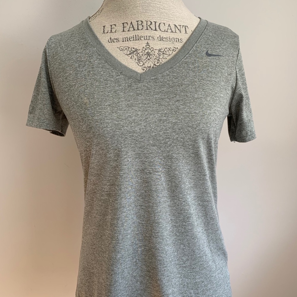 NIKE women’s Dri-Fit Tee